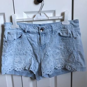 Kensie Jean Shorts with Detailing